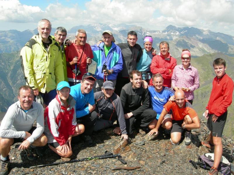 UZTAILEKO IRTEERA PIRINEOTARA (18-19) albistearen irudiak