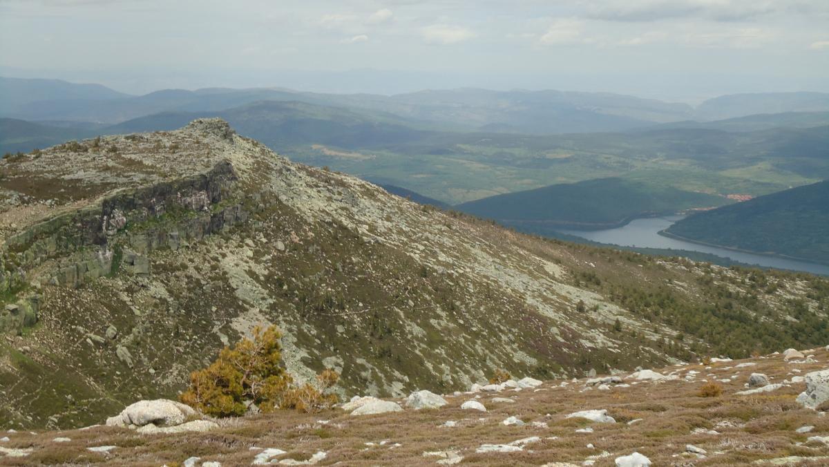 LAGUNA NEGRA - PICO URBION   2016 EKAINAK 11 - 12 jardueraren irudiak