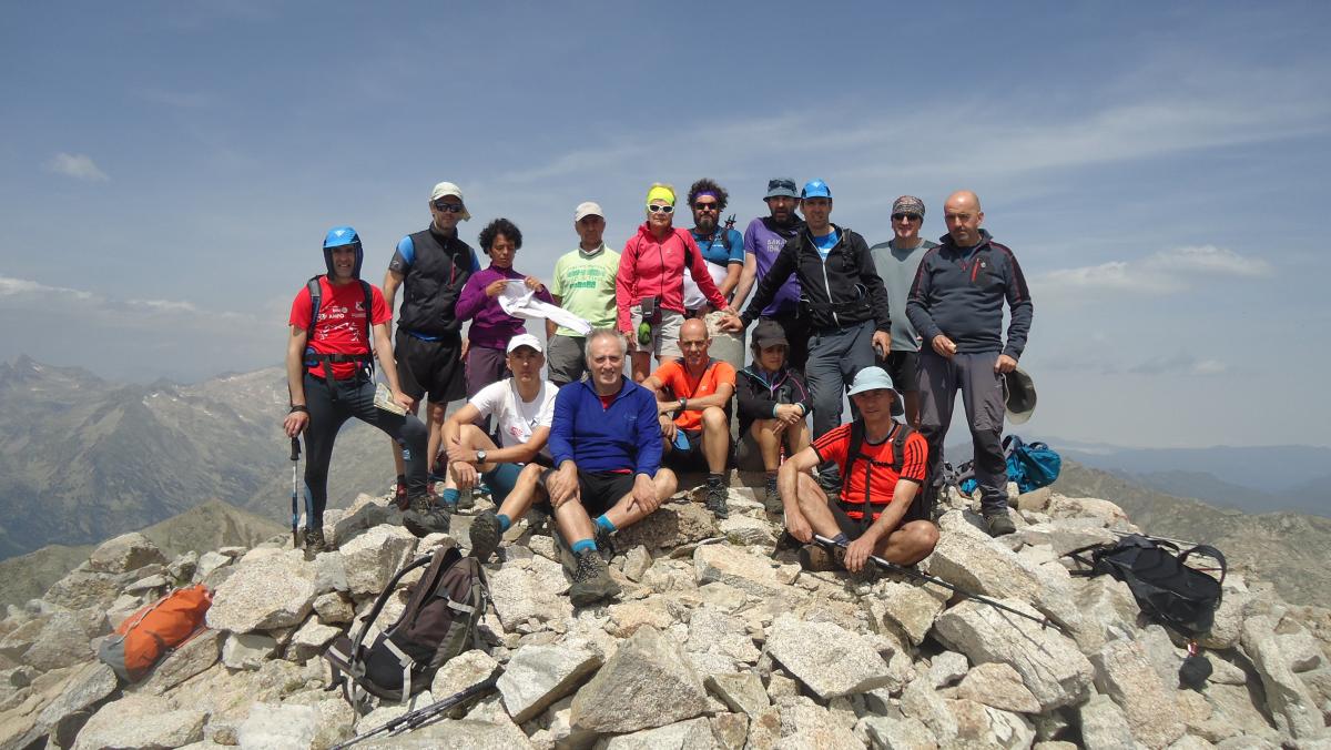 Imágenes de la actividad PUNTA SENYALADA (2.952 M.) - 2019 JULIO 20-21