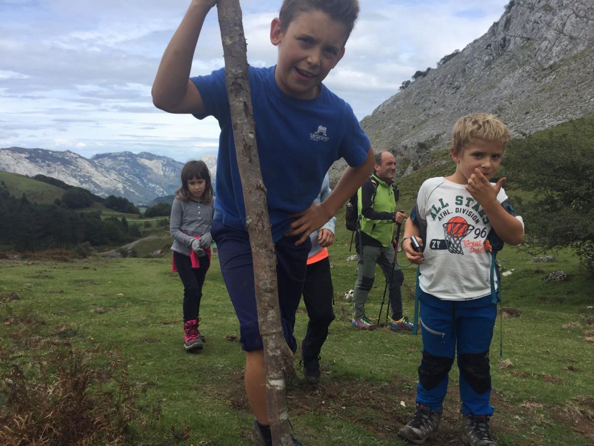 TXIKIEKIN MENDI IRTEERA     URKIOLA-OLETA 2017-09-17 jardueraren irudiak